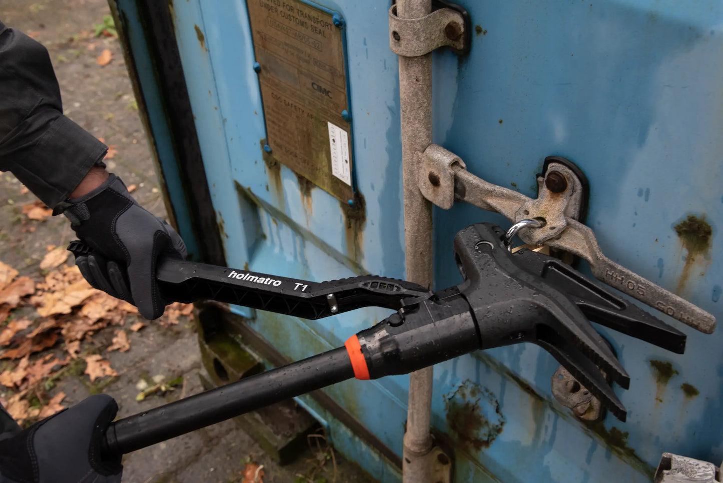 Holmatro T1 Forcible Entry Tool image 13