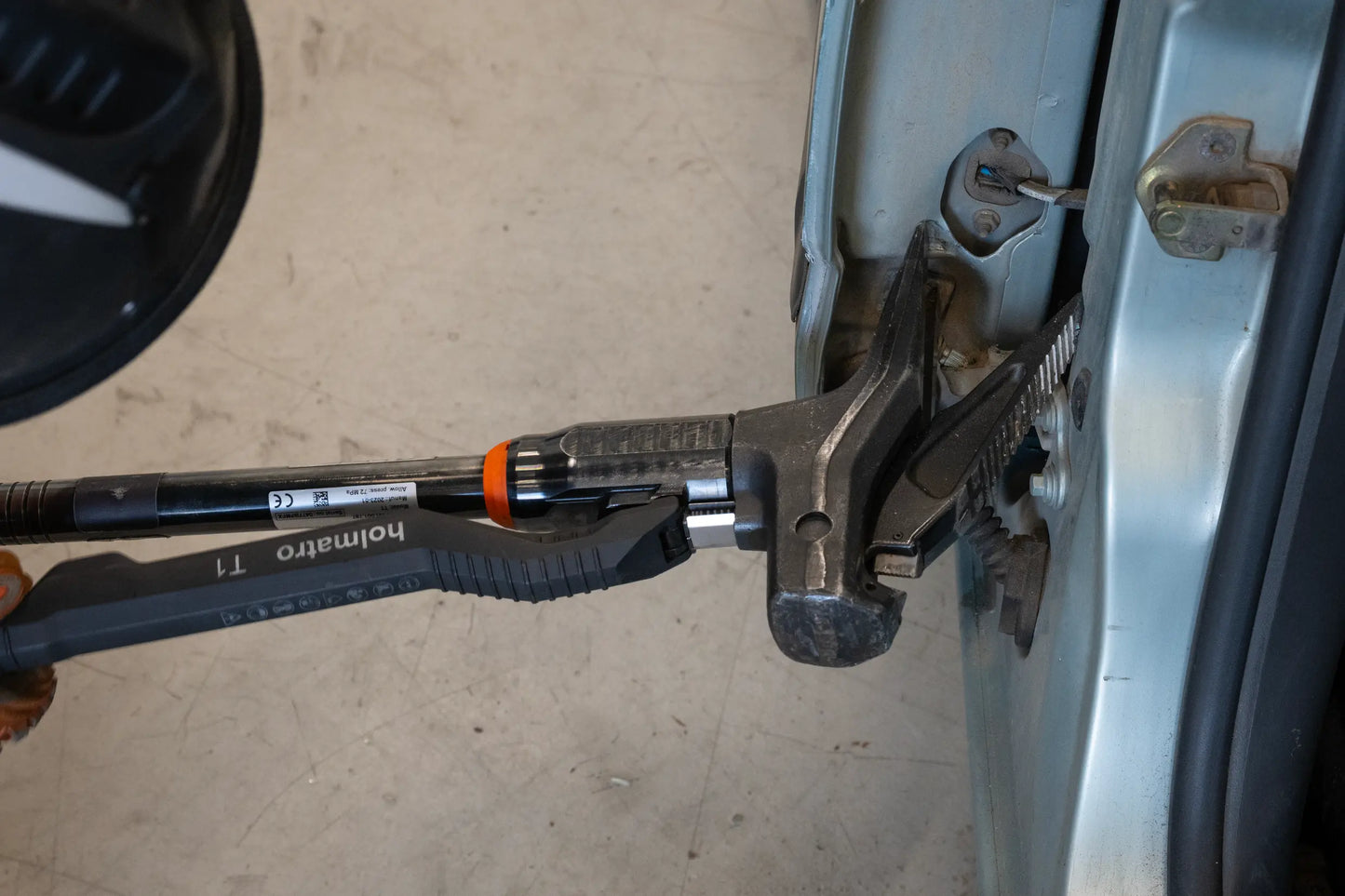 Holmatro T1 Forcible Entry Tool image 7